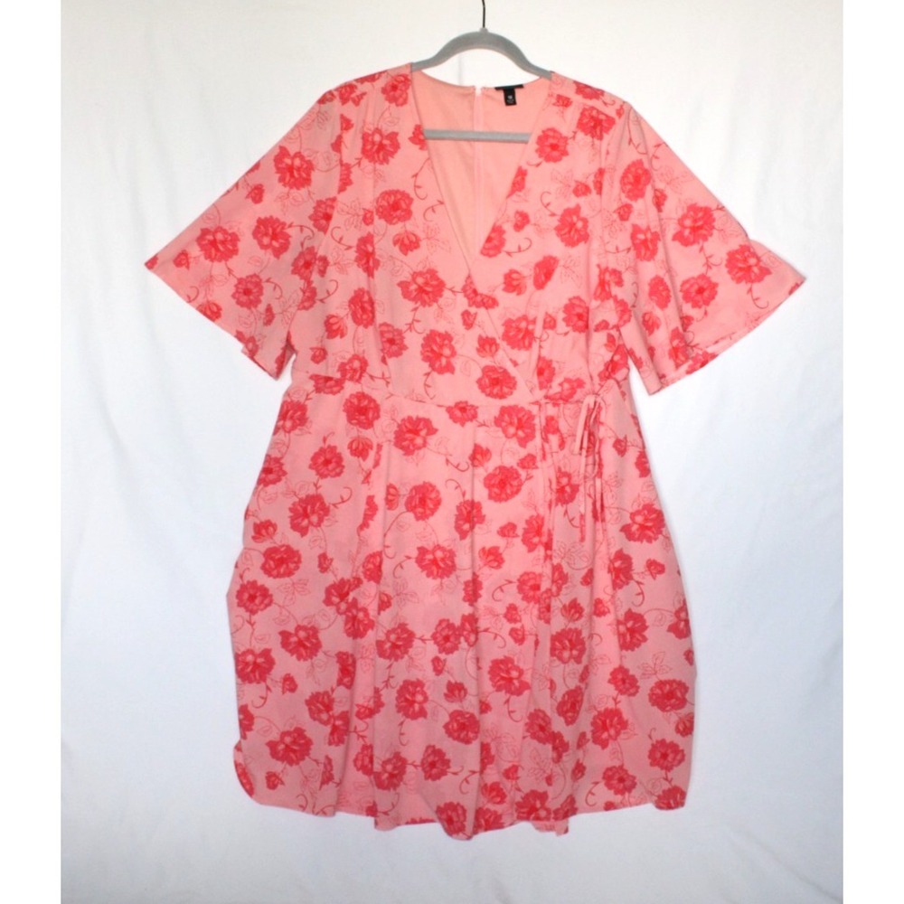 Torrid Women's Floral Print Georgette Wrap Dress Short Sleeve Pink Rose 2X 18